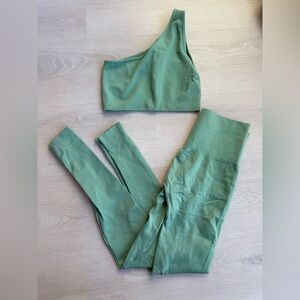 SET Activewear in Fresh Green top and leggings